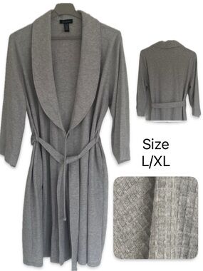 Jones New York Gray Women's Robe. Size L/XL